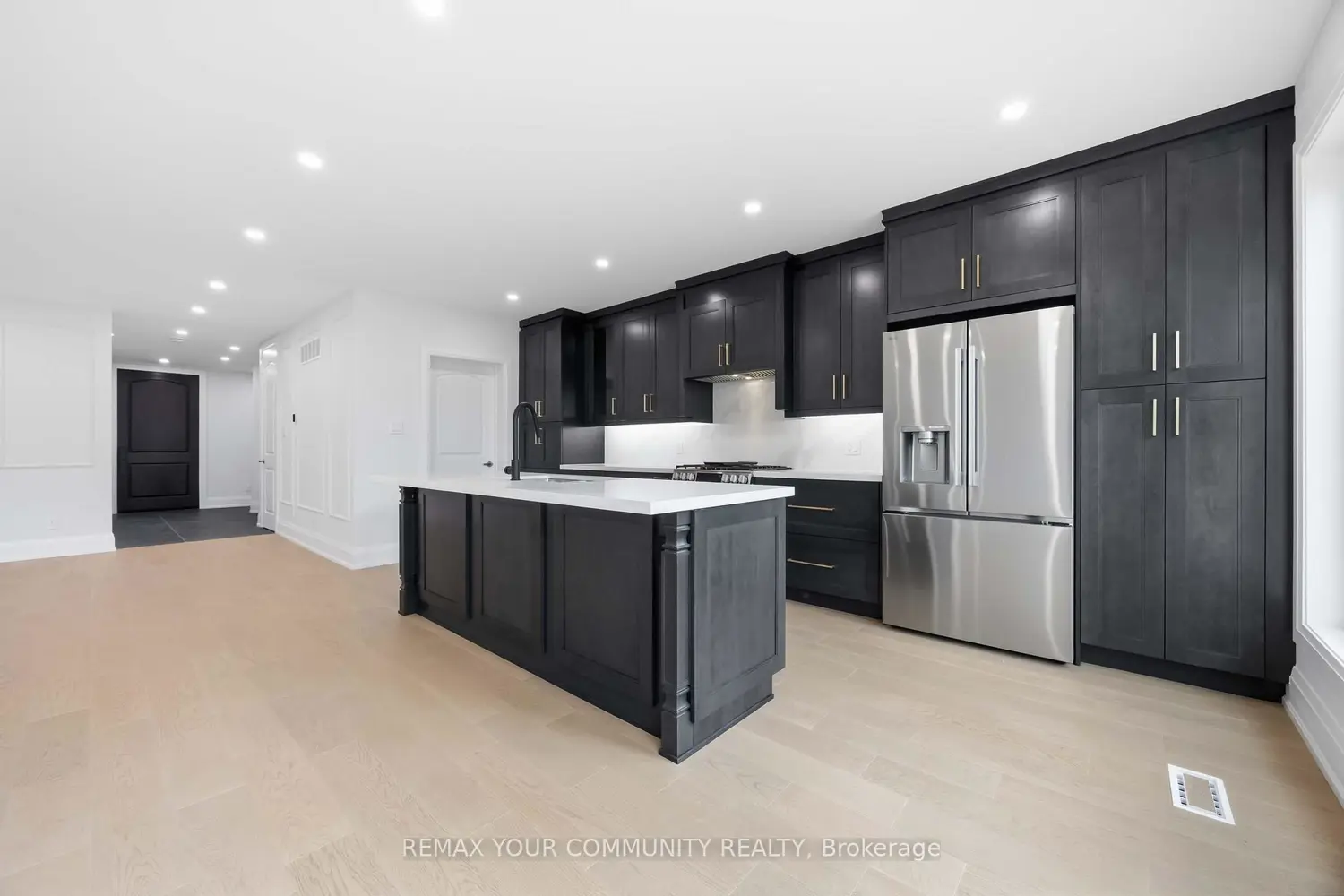 20 Castille Avenue photo 4