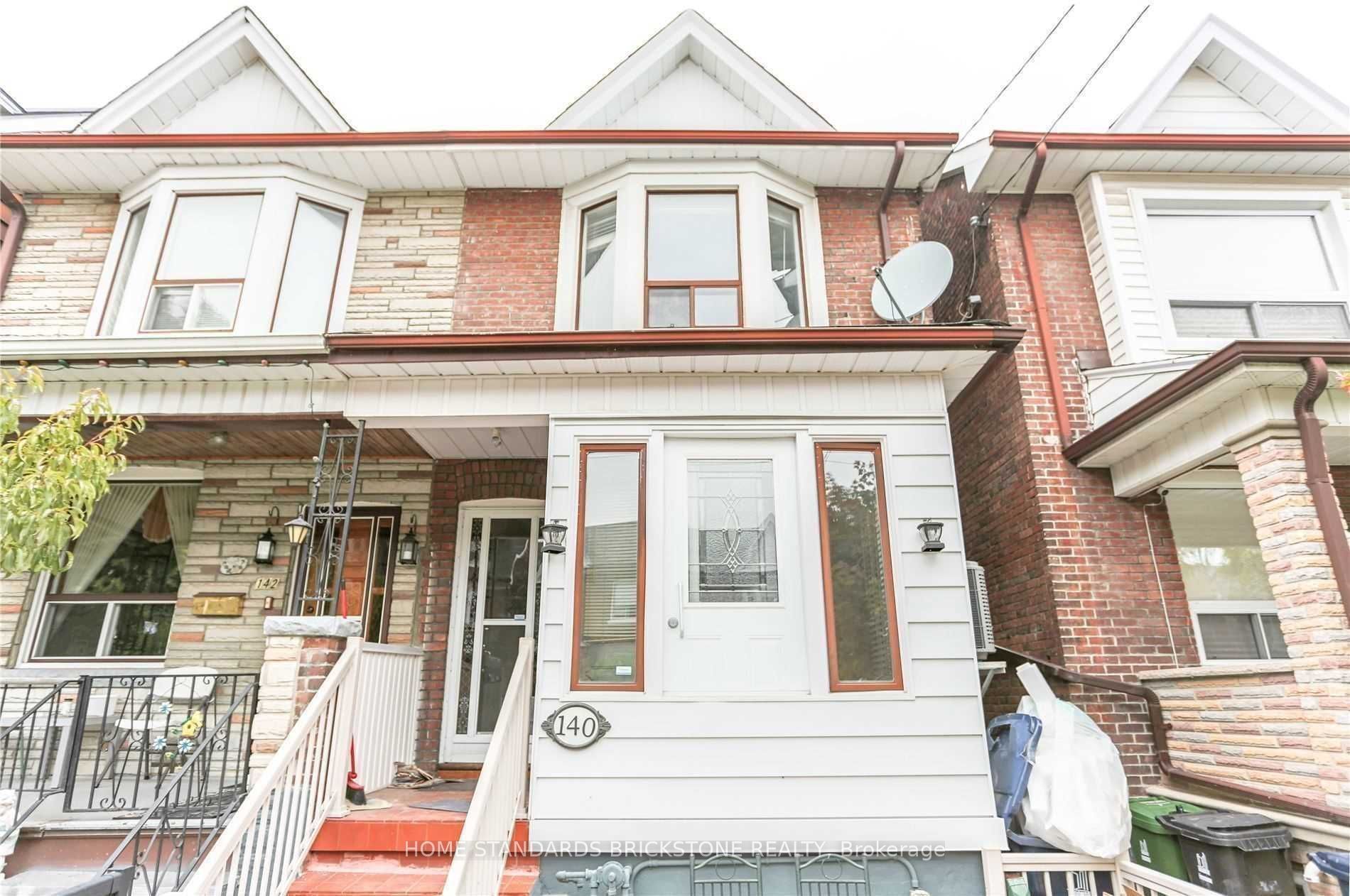 2nd Fl-140 Essex Street, Toronto, ON, M6G 1T5