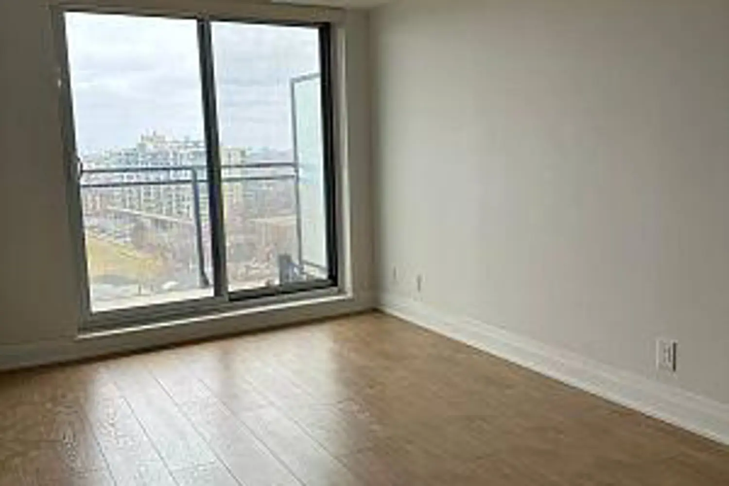 1 De Boers Drive 1009 photo 5