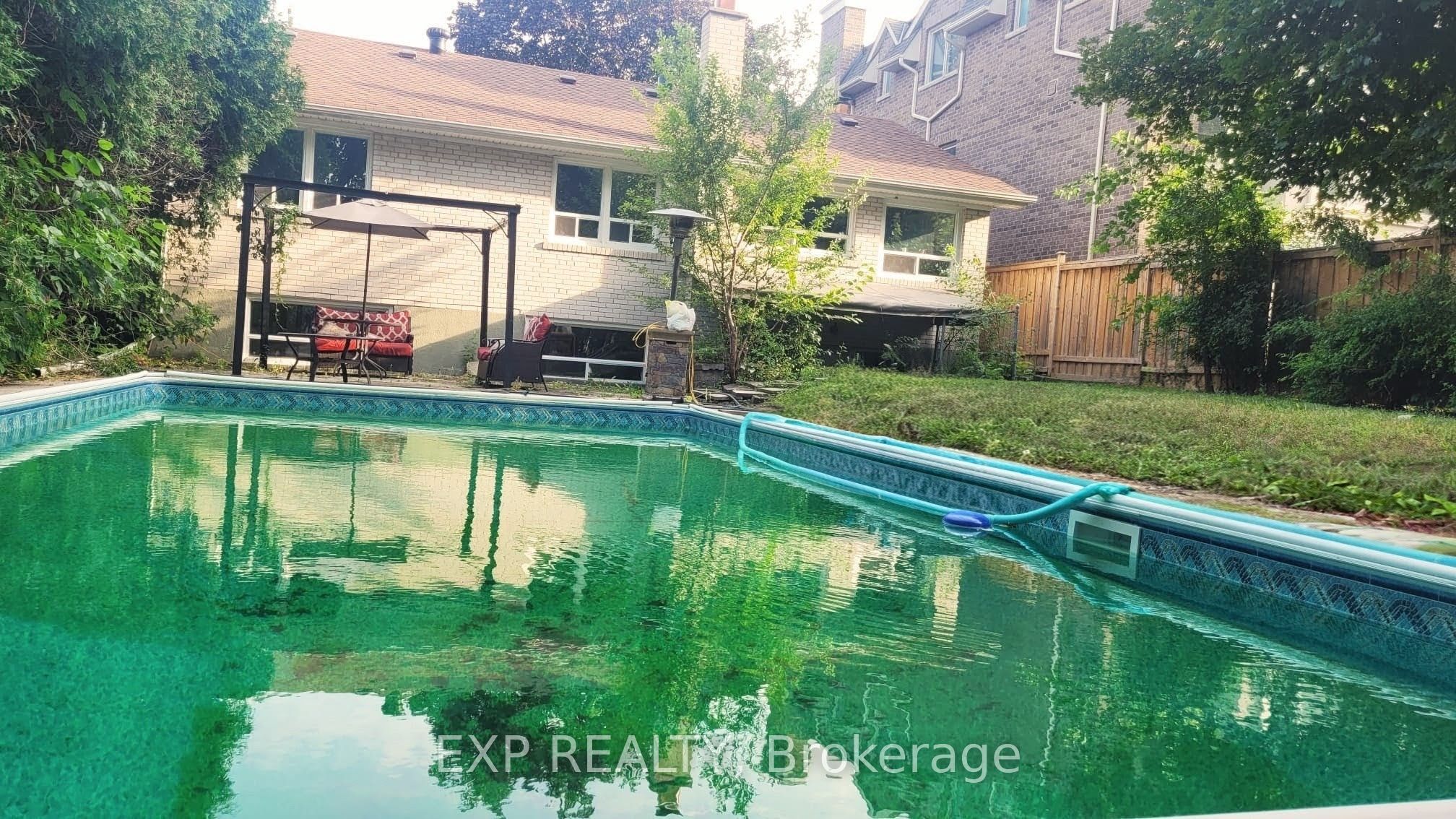 Additional image 2 of 52 Lloydminster Crescent, Toronto, ON, M2M 2S1