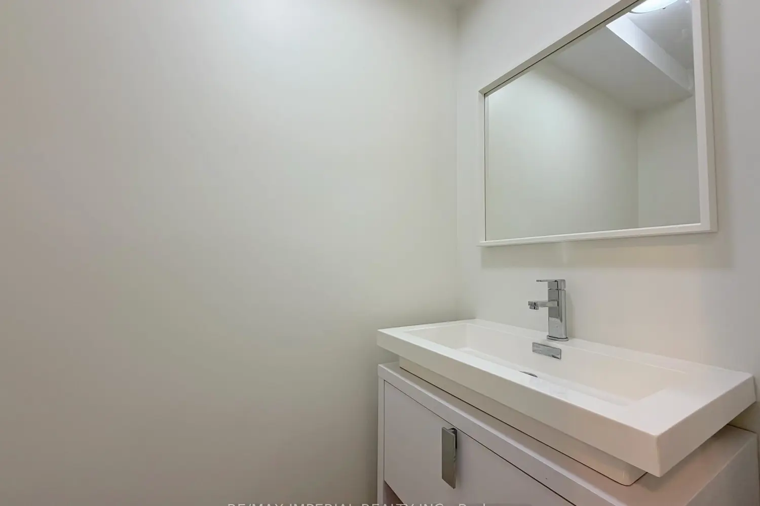 Additional image 14 of 623 - 623A The Queensway