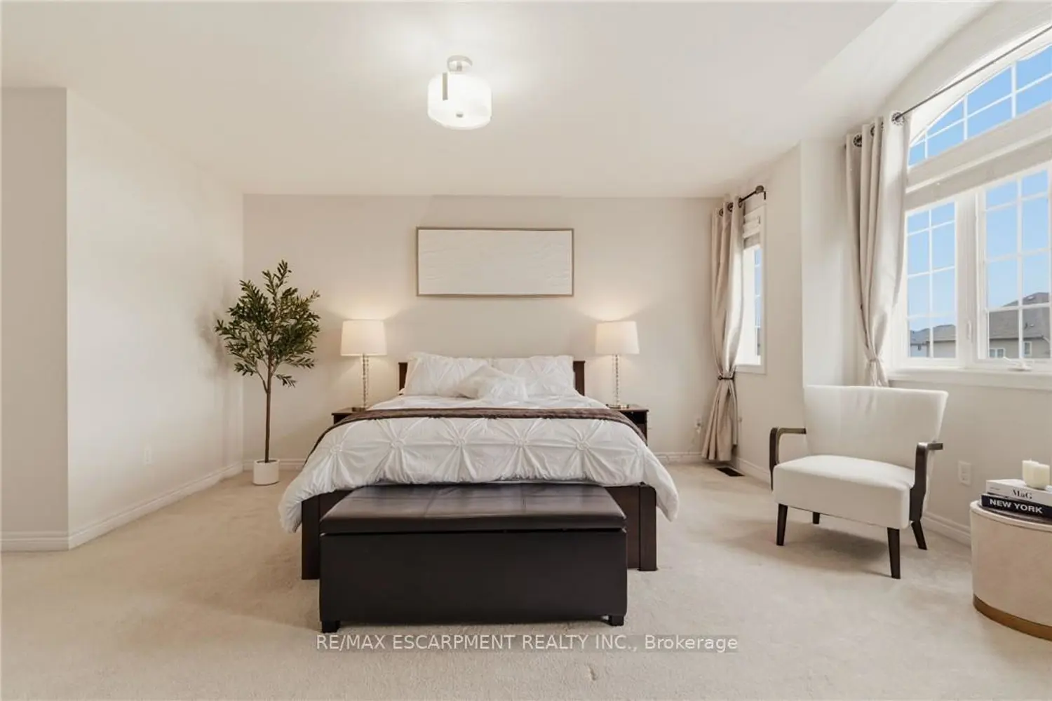 Additional image 13 of 73 Medici Lane 5