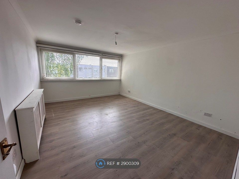 Additional image 5 of 3 bed terraced house to rentMactaggart Road, Glasgow G67