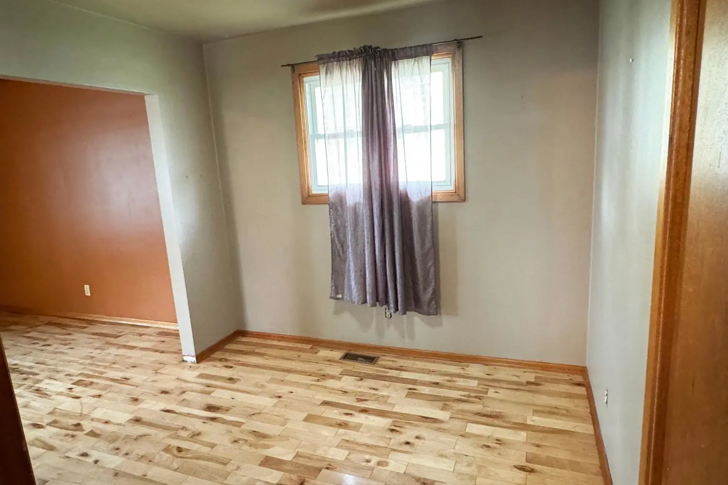 Additional image 8 of 21 Clarence Street