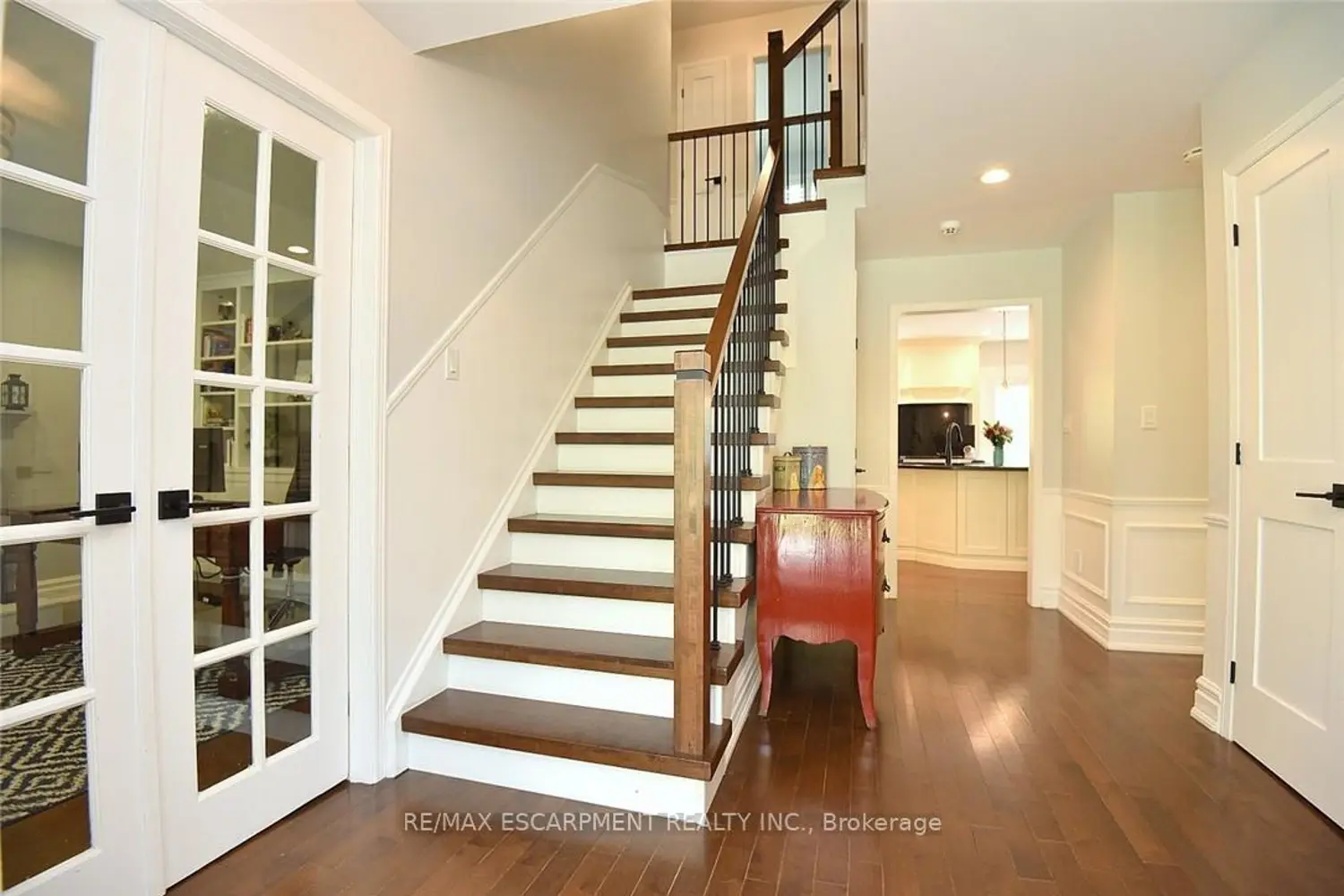 Additional image 3 of 34 Pimlico Drive