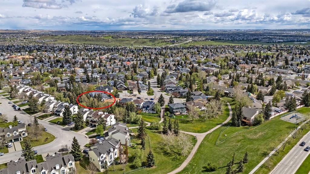 Additional image 4 of 345 Sandringham Court NW, Calgary, AB, T3K 3V6