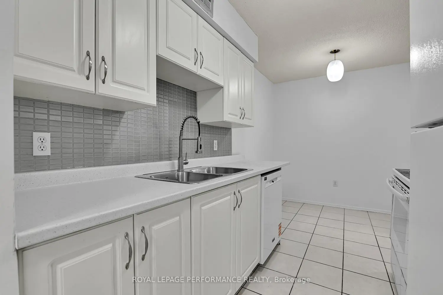 Additional image 10 of 2400 Virginia Drive 307