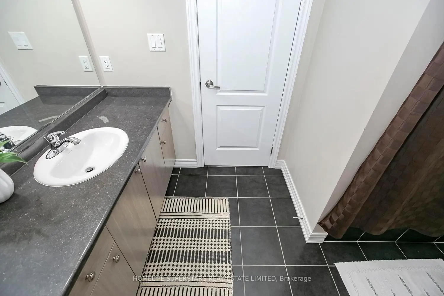 Additional image 3 of 18 Ripple Street