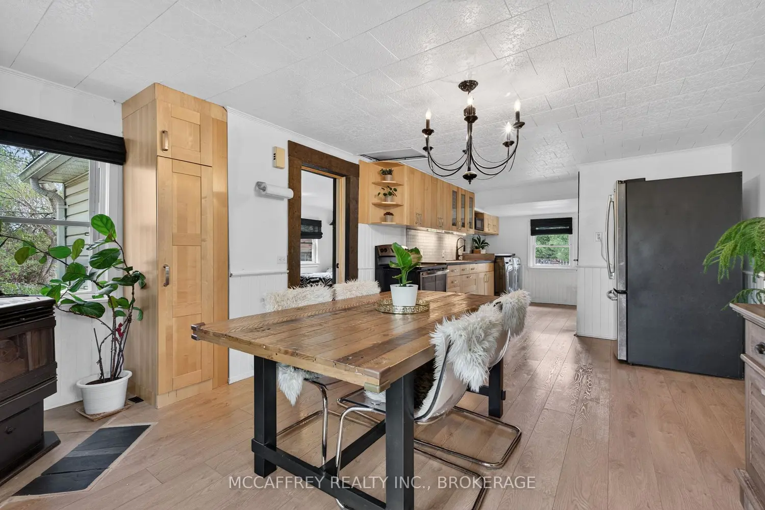 476 Hoards Road photo 5