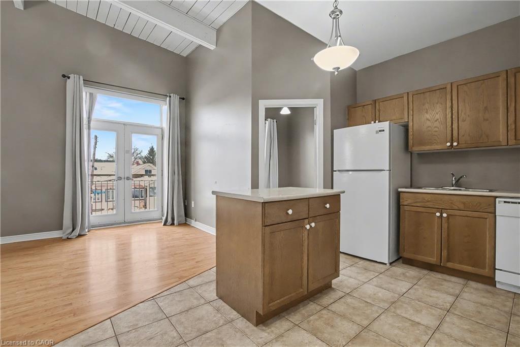 Additional image 5 of 207-6365 Drummond Road, Niagara Falls, ON, L2G 4N1