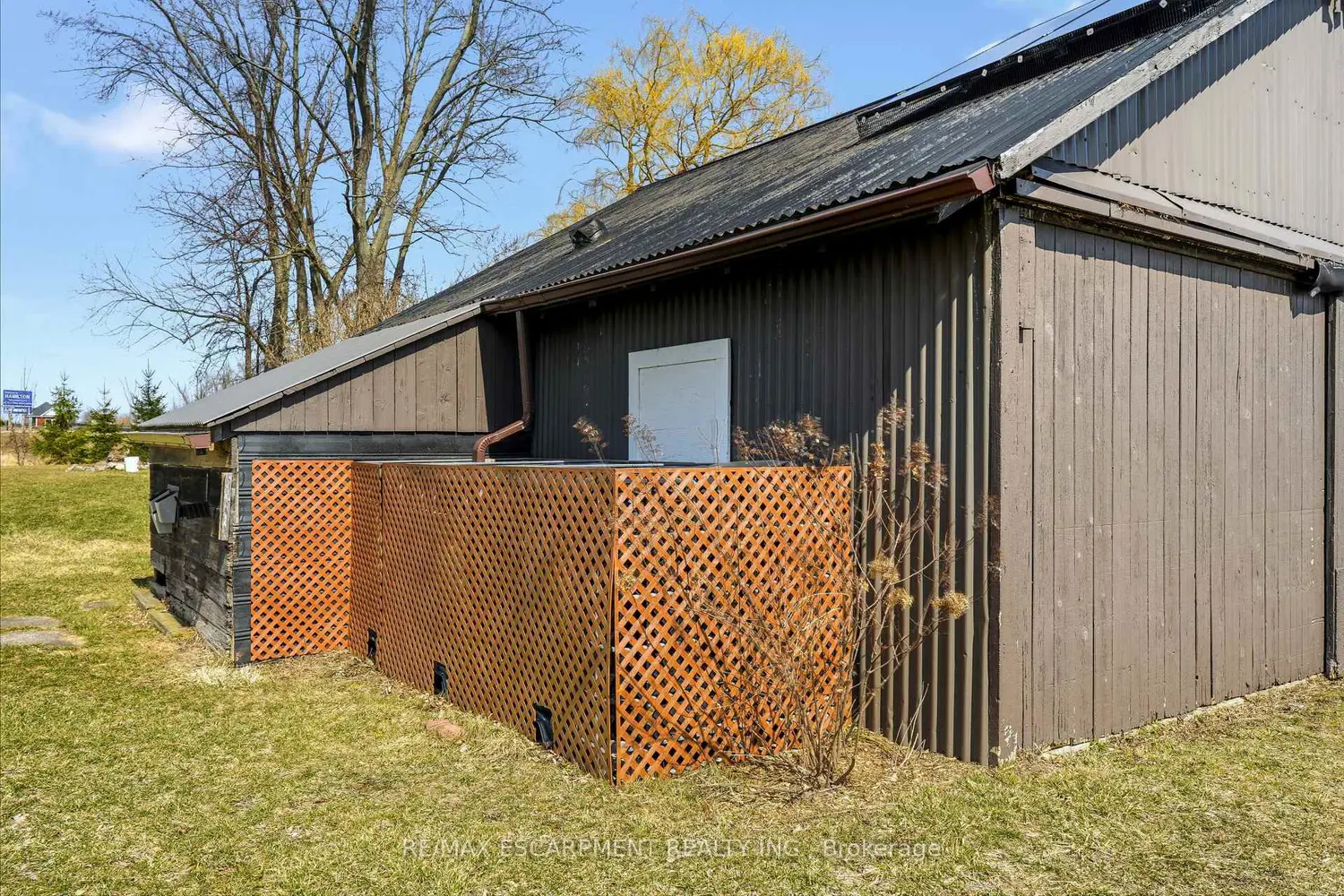Additional image 4 of 2090 Haldibrook Road