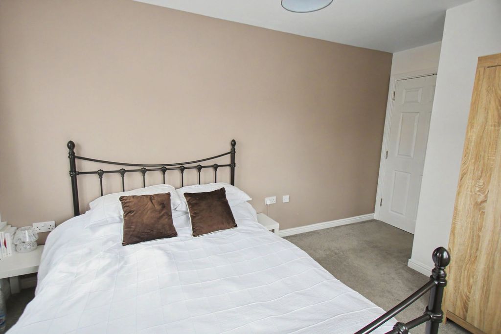 Additional image 9 of 2 bed flat for saleDrum Tower View, Caerphilly CF83