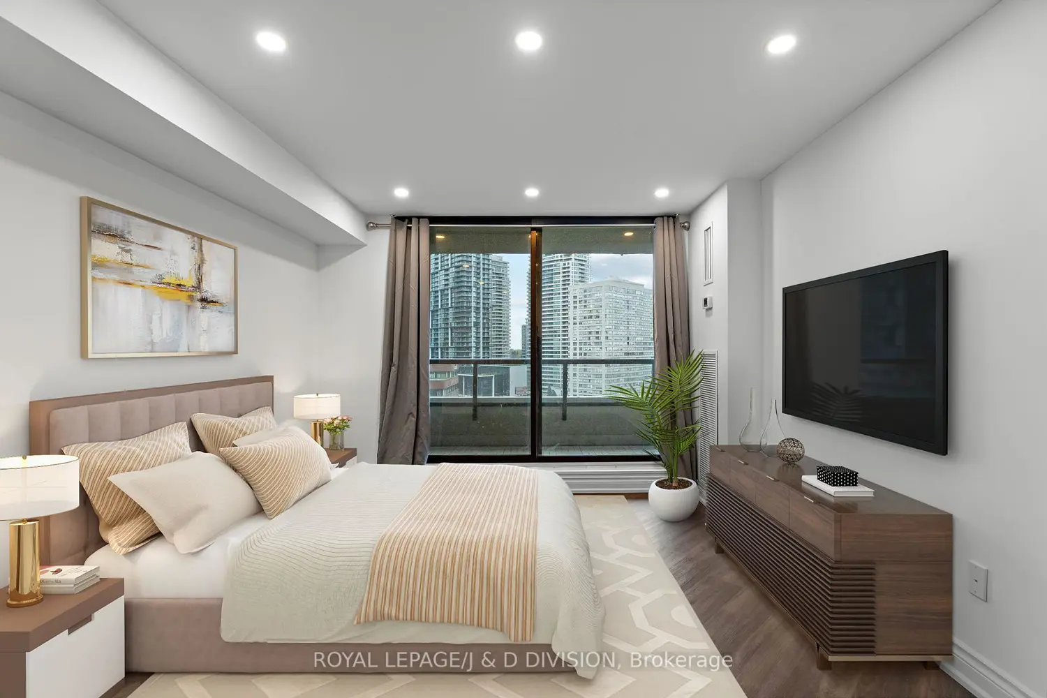 Additional image 6 of 33 Elmhurst Avenue 1201
