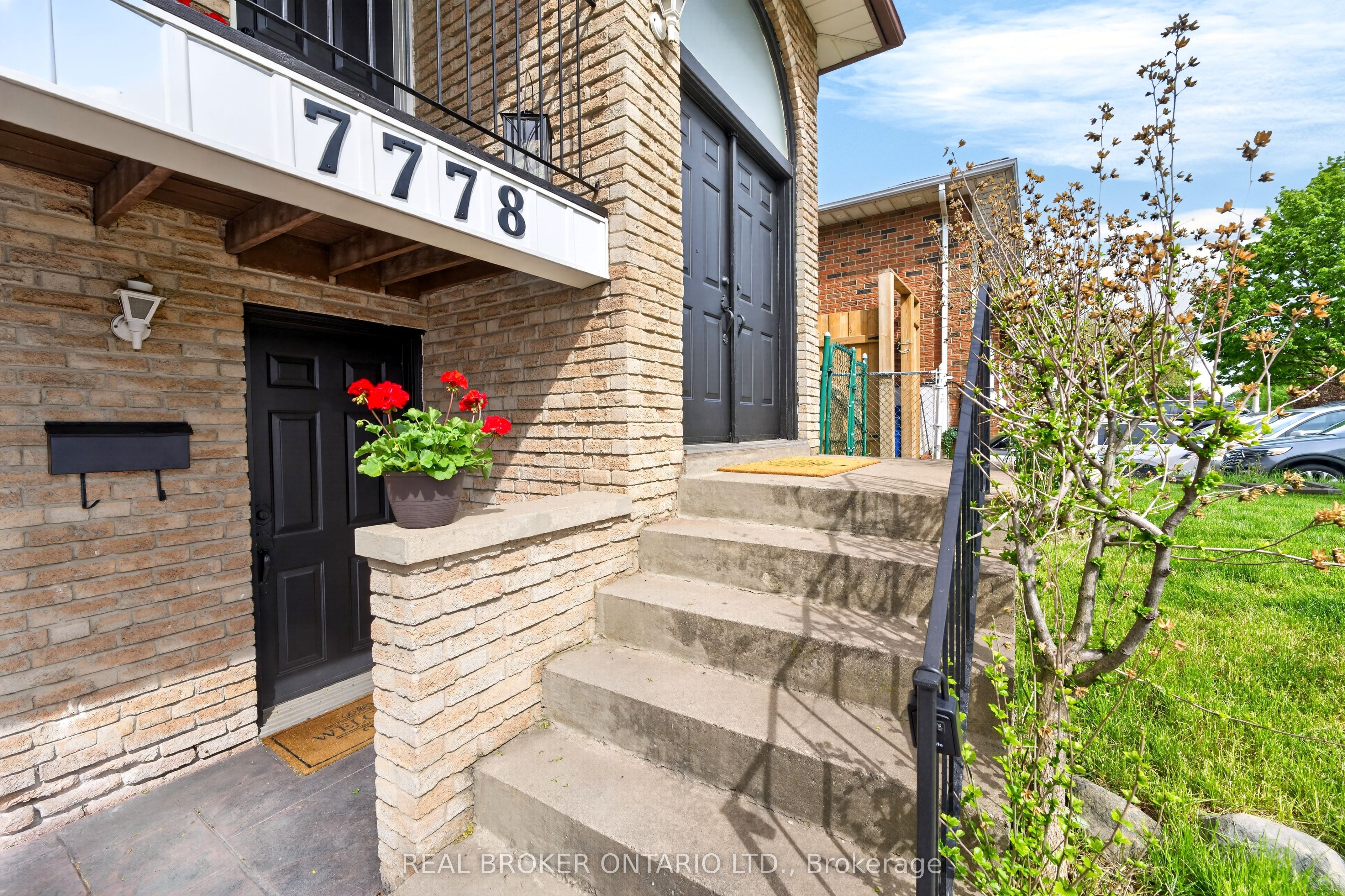 Additional image 3 of 7778 Benavon Road, Mississauga, ON, L4T 3G3