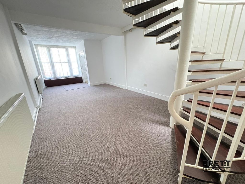 Additional image 2 of 2 bed terraced house to rent21 Commercial Row, Pembroke Dock, Pembrokeshire. SA72