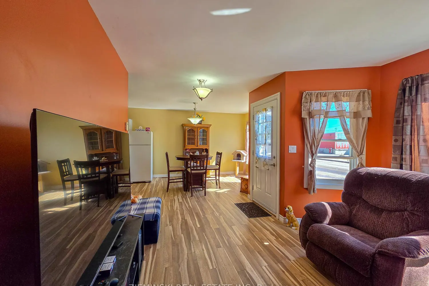 Additional image 4 of 657 Cedar Avenue