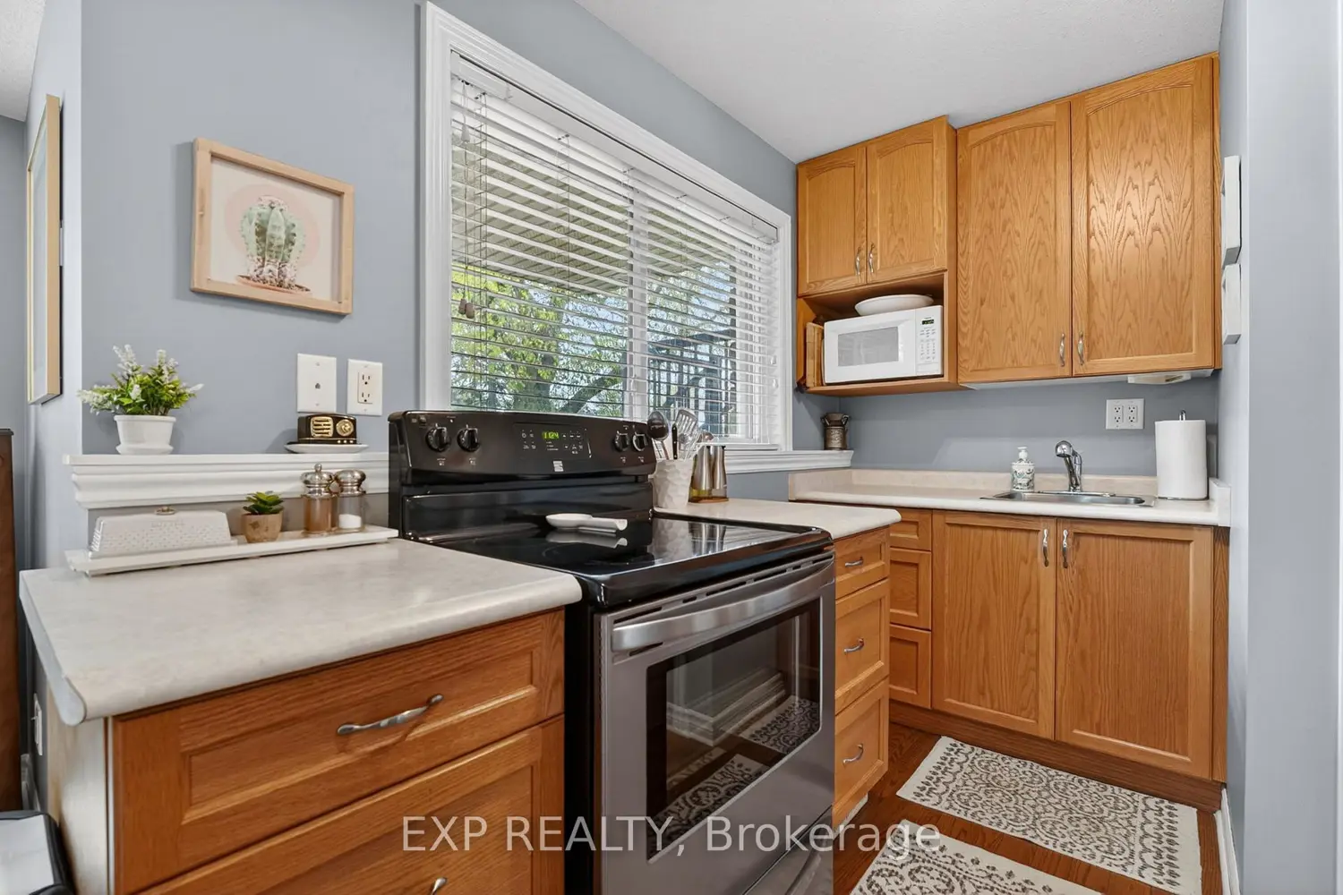 Additional image 9 of 3510 Yale Crescent