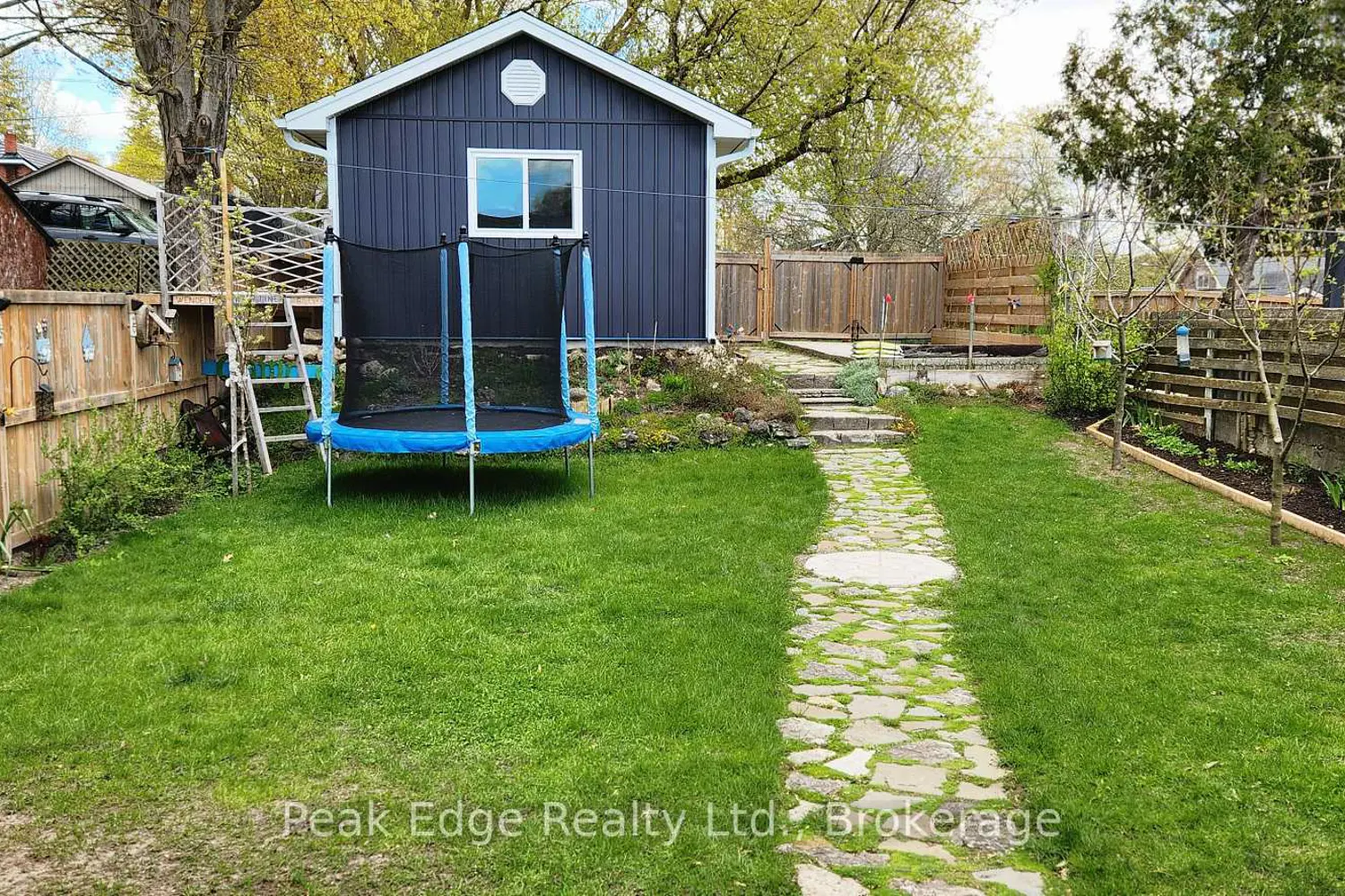 Additional image 15 of 151 Garafraxa Street