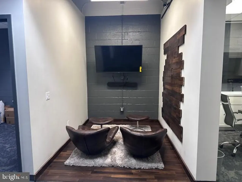 Additional image 10 of 8900 Edgeworth Drive Unit U, Capitol Heights, MD 20743