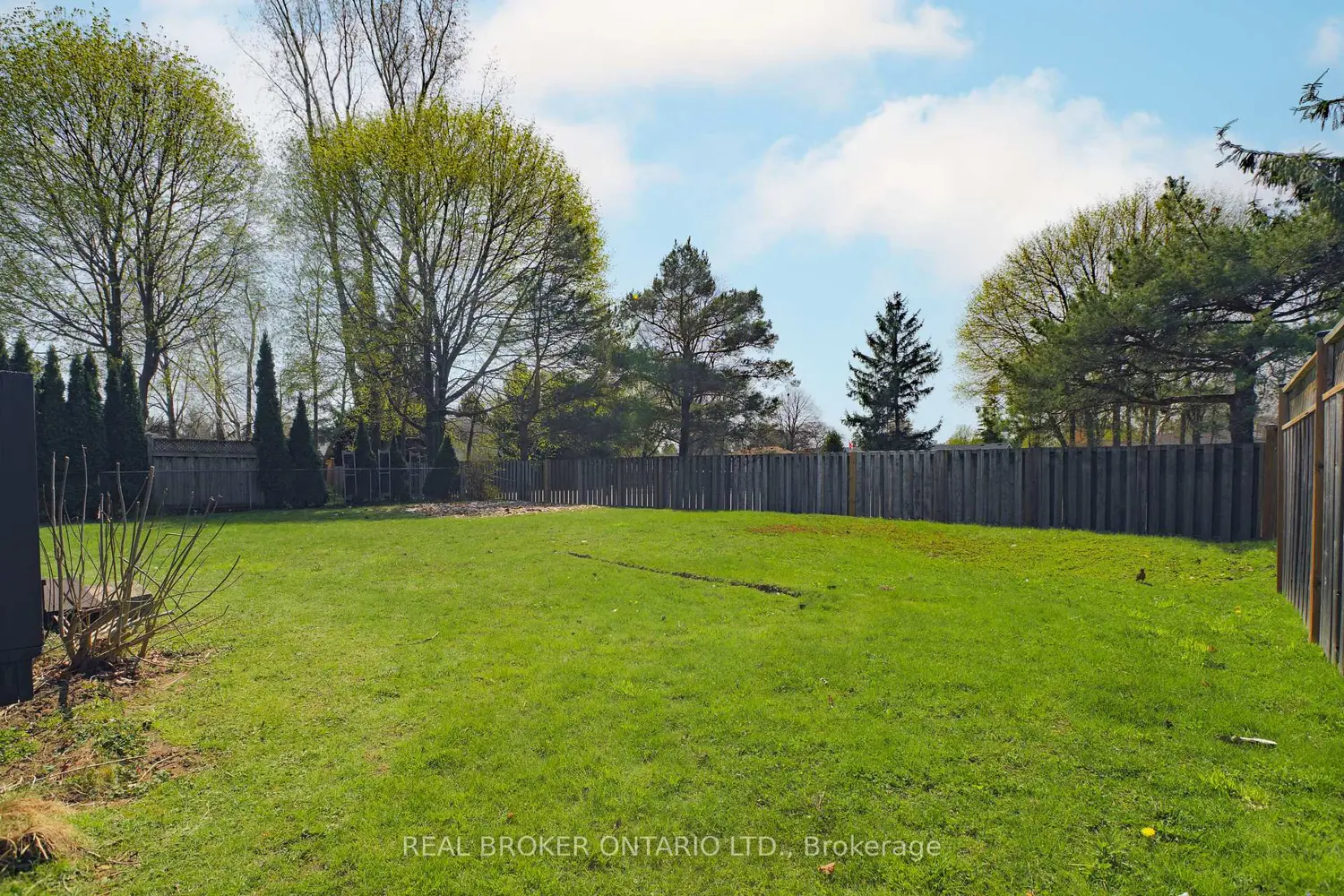 Additional image 16 of 194 Fiddlers Green Road