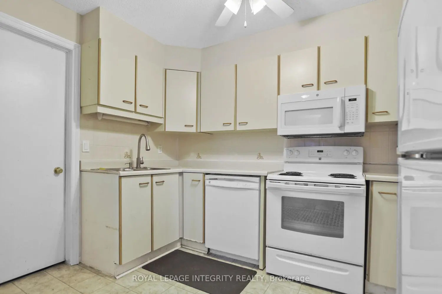 Additional image 11 of 3 Stonebank Crescent 10