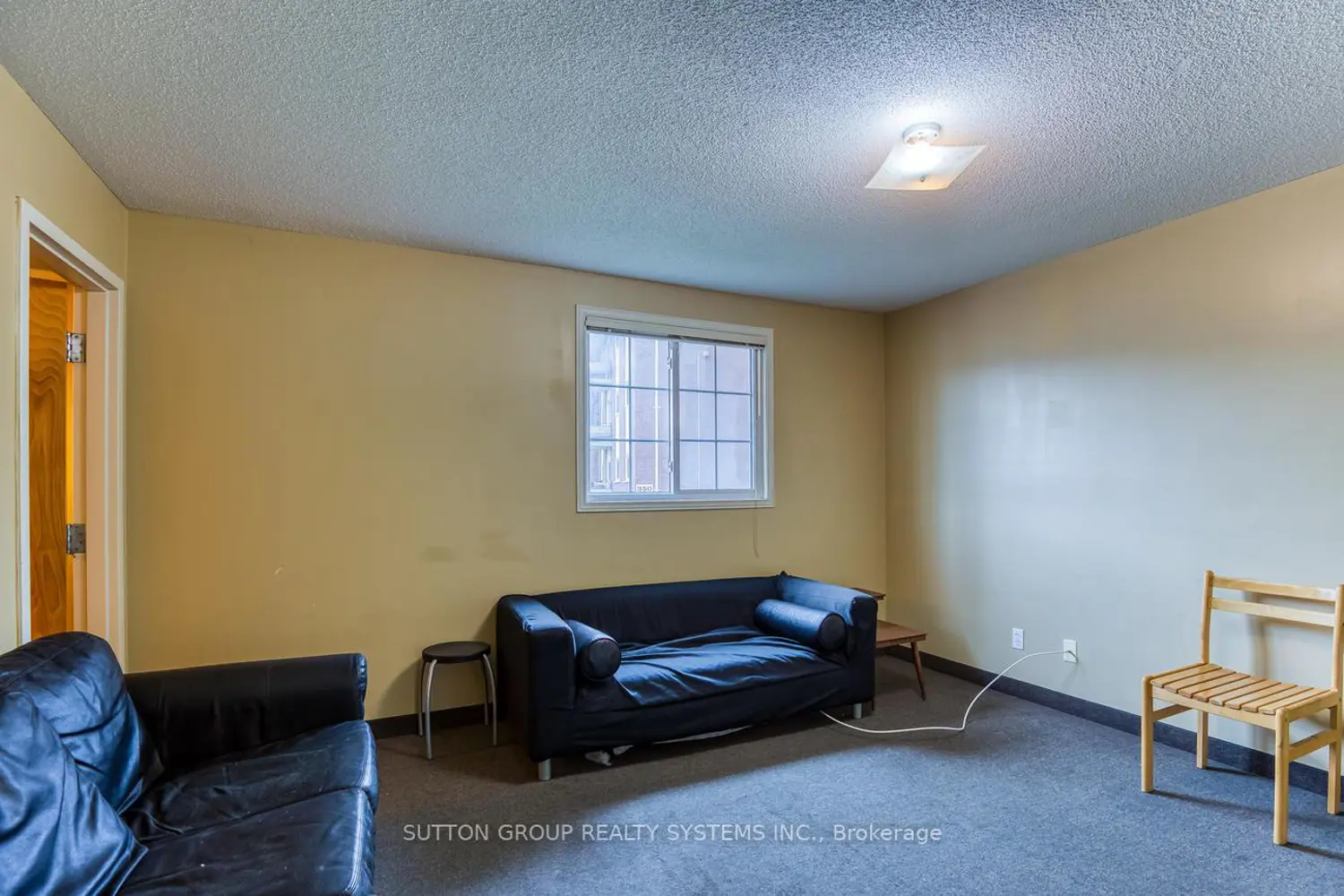 360 Erb Street photo 5