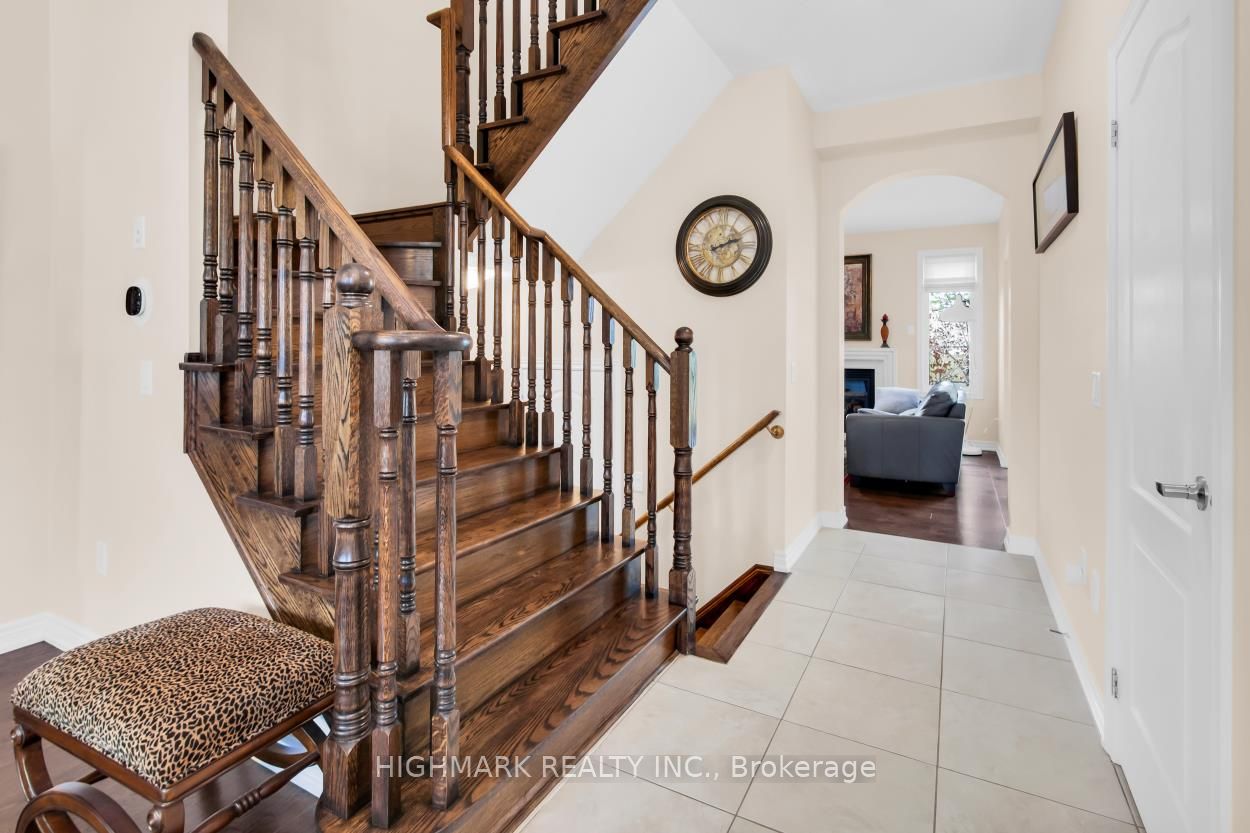 Additional image 4 of 181 Emma Broadbent Court, Newmarket, ON, L3X 3K9
