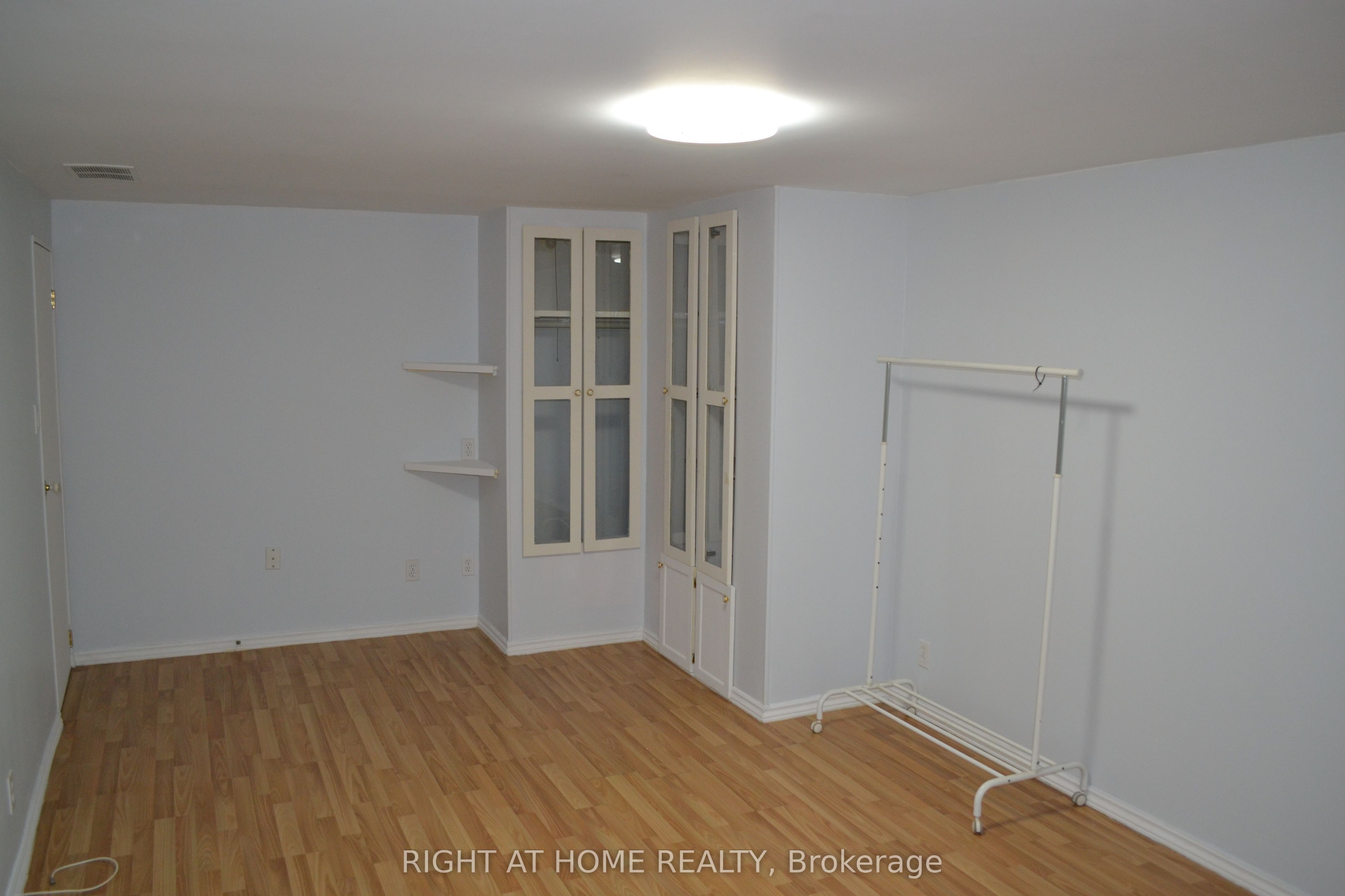Additional image 5 of Basement-505 Mohawk Road W, Hamilton, ON, L9C 1X3