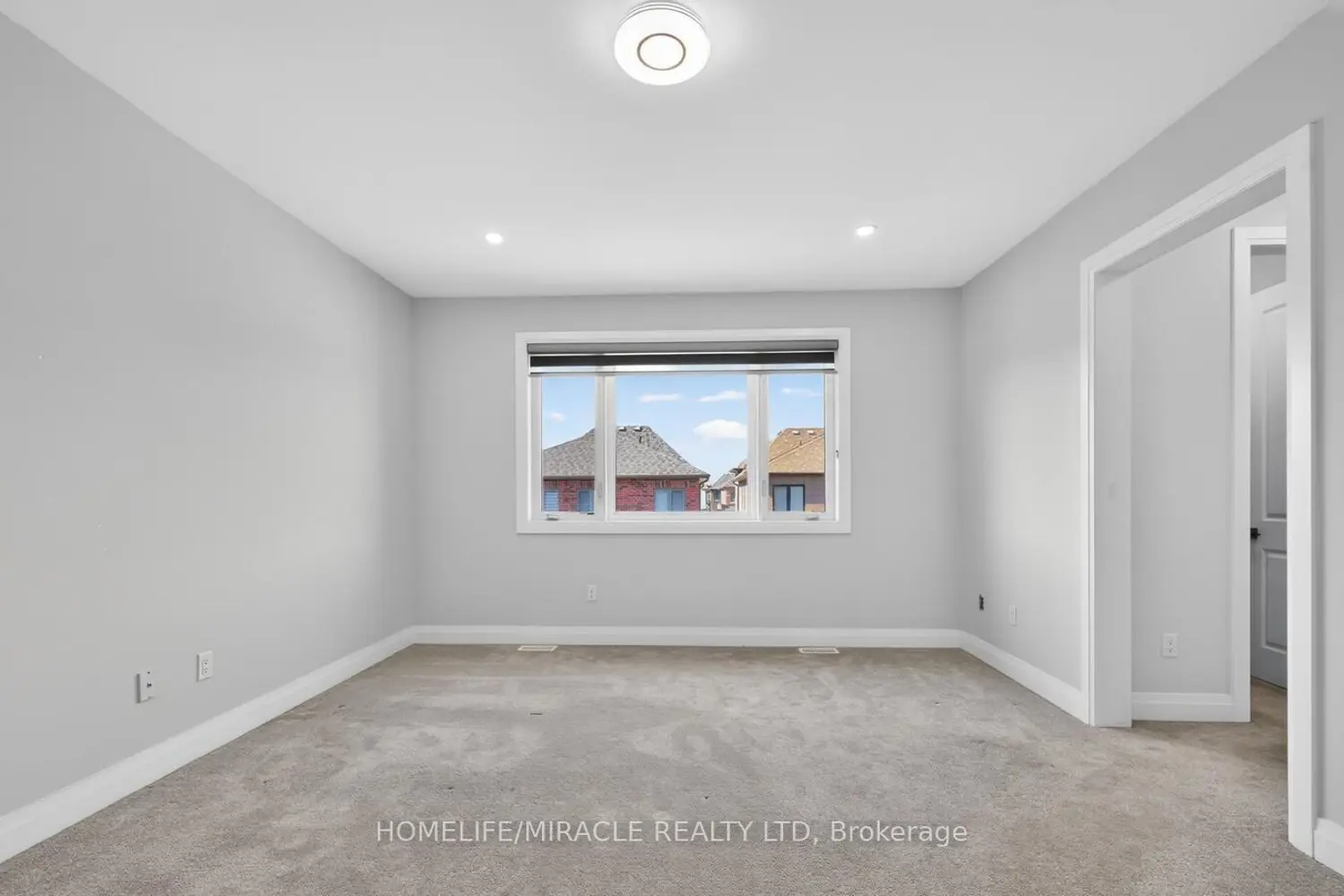 Additional image 14 of 1032 Edinburgh Drive