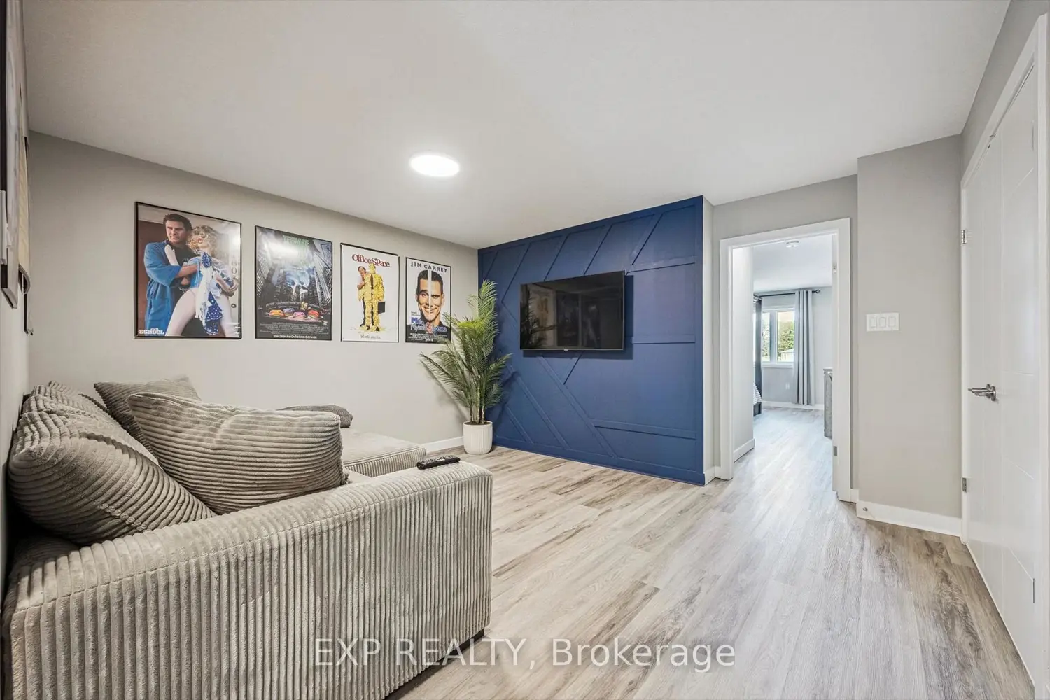 Additional image 5 of 907 Robert Ferrie Drive