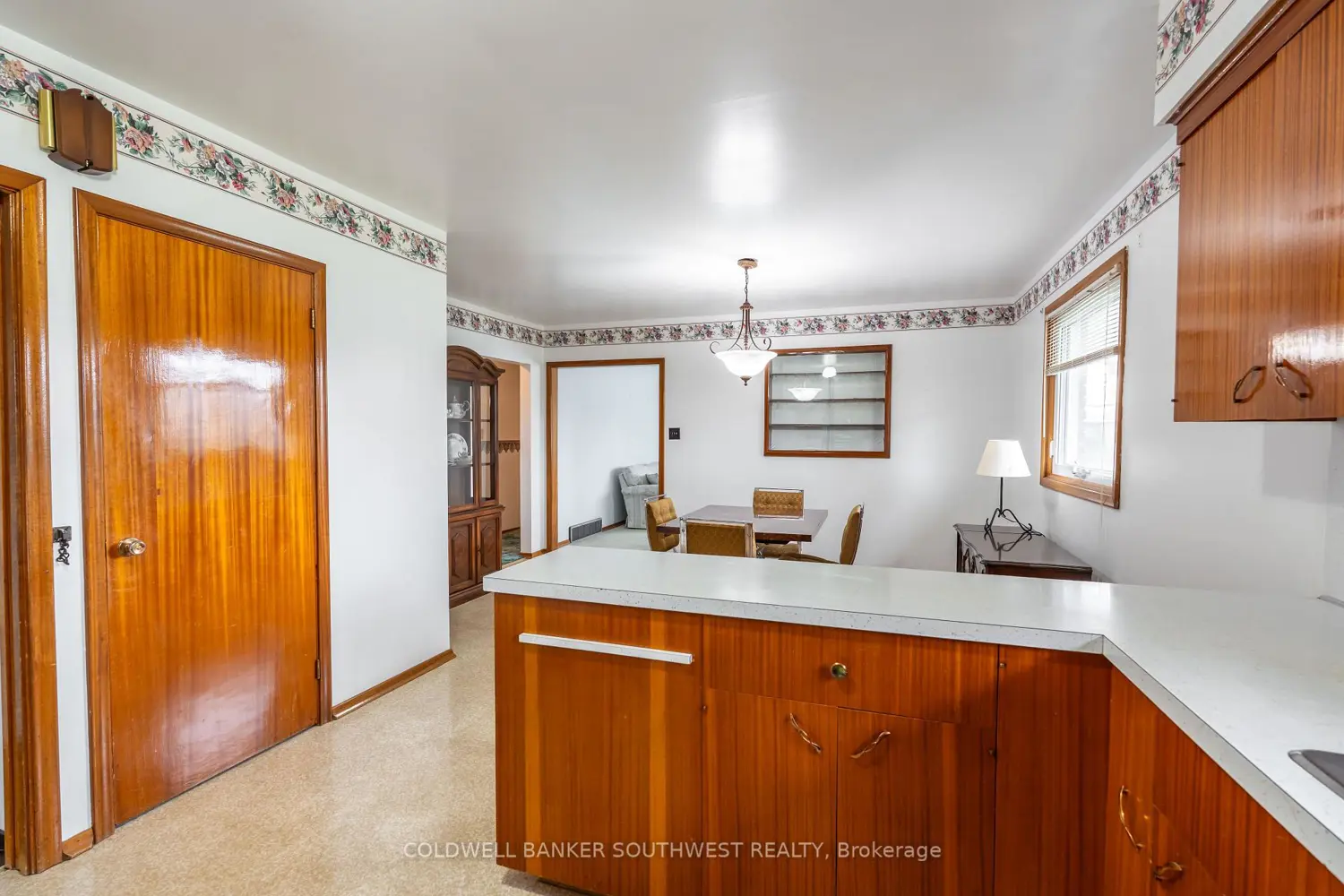 1003 Michigan Avenue photo 5