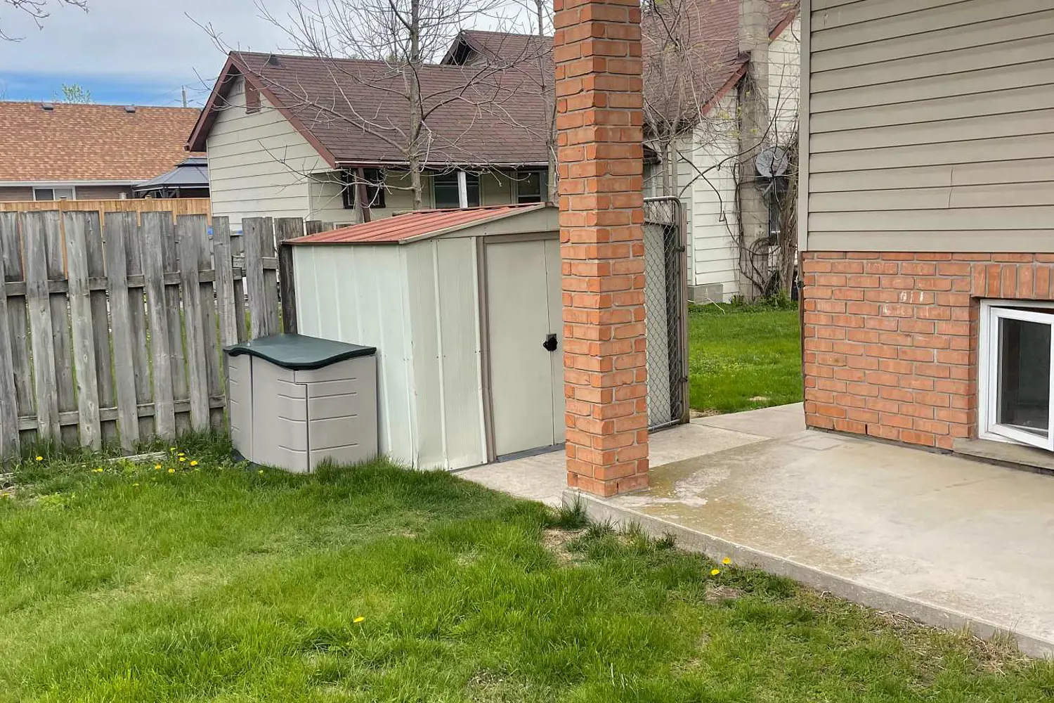 196 Adelaide Street photo 4