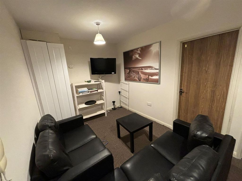 Additional image 10 of 1 bed flat to rentCanal Bridge, Bath BA2