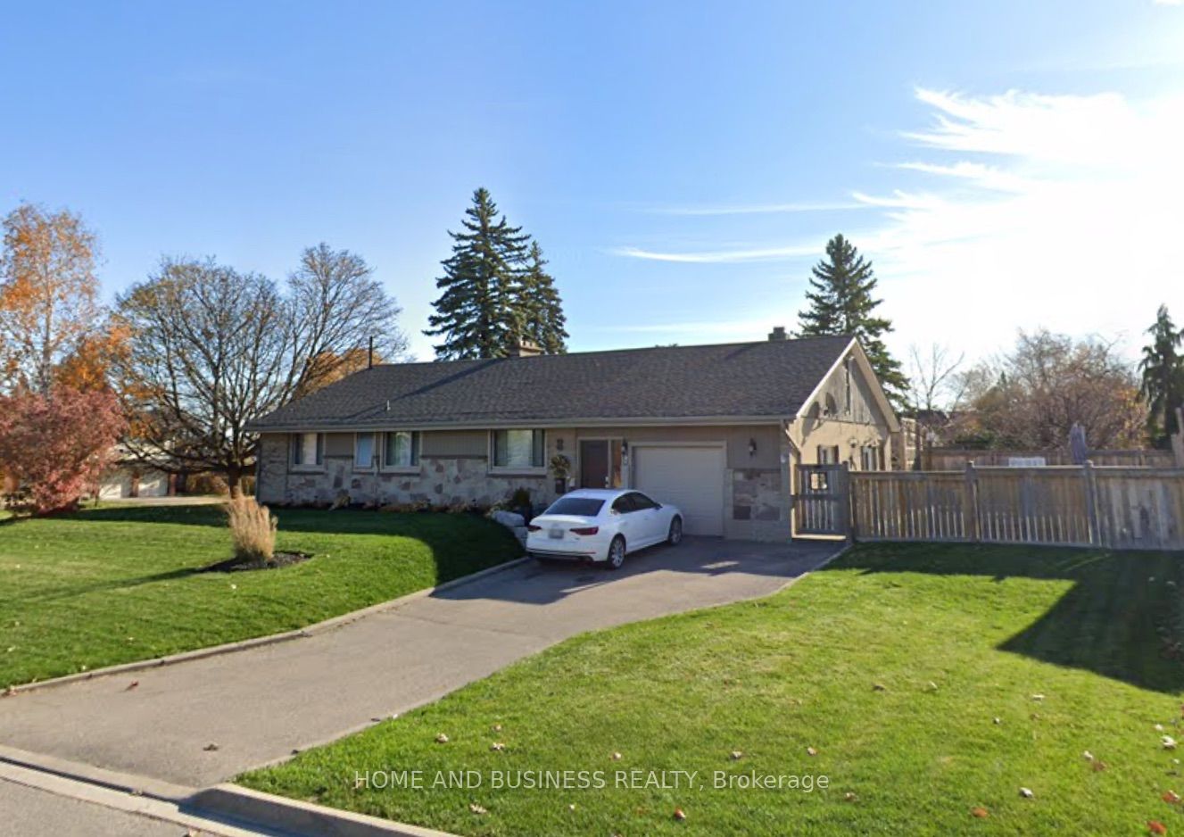Additional image 2 of 8 Sora Drive, Mississauga, ON, L5M 1B2
