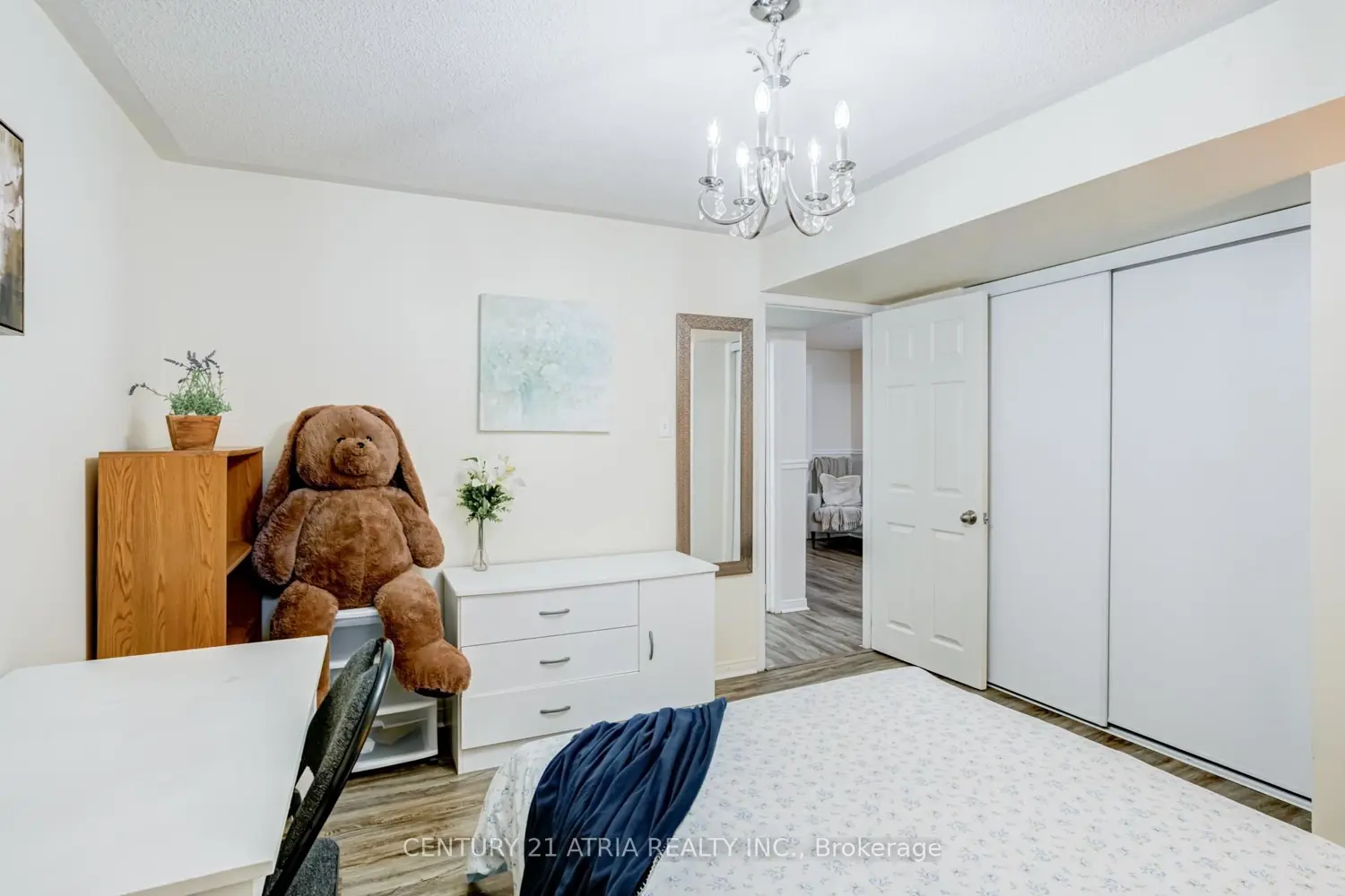 Additional image 14 of 1155 Ridgemount Boulevard