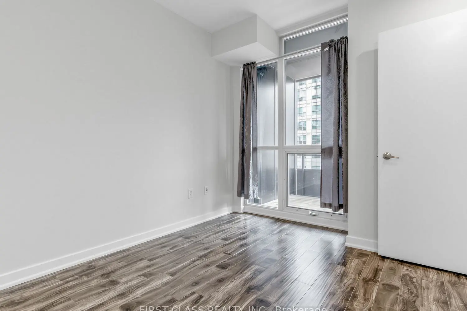 Additional image 9 of 38 Dan Leckie Way 715