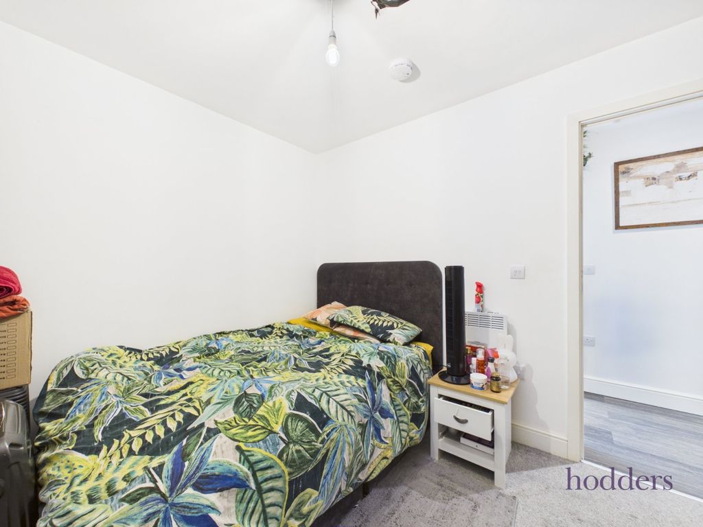 Additional image 10 of 2 bed flat to rentFour Corners Chertsey, Pound Road, Chertsey KT16