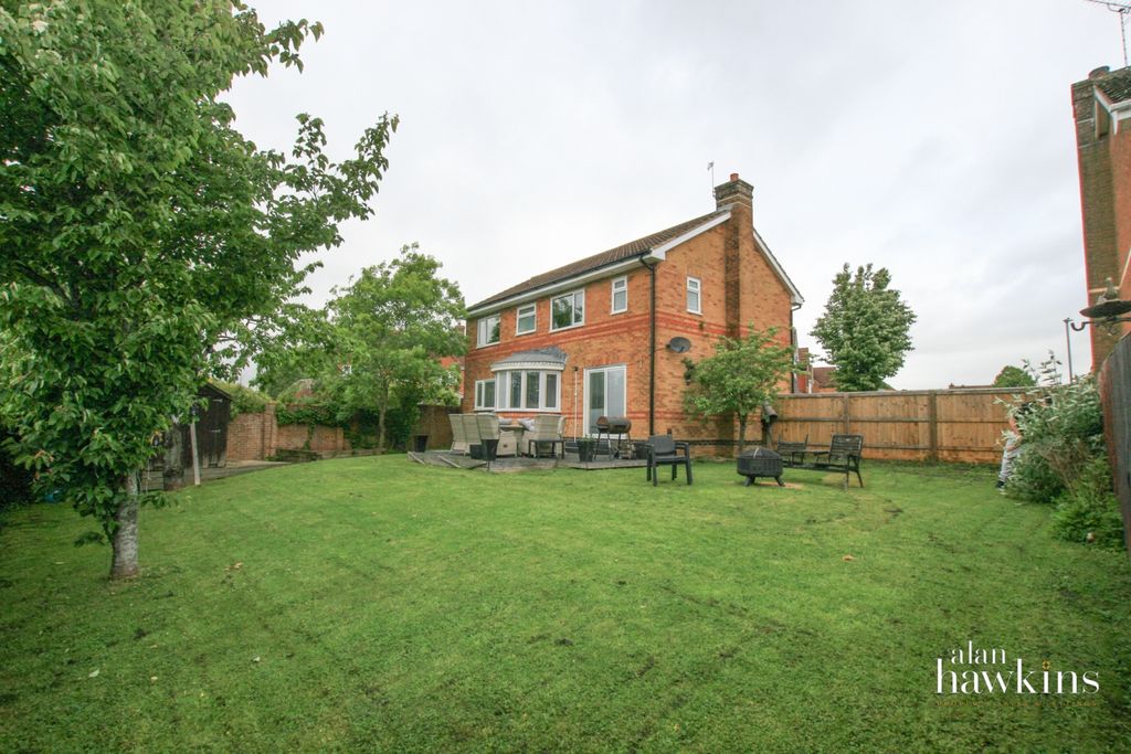 Additional image 3 of 4 bed detached house to rentOtter Way, Royal Wootton Bassett, Wiltshire SN4