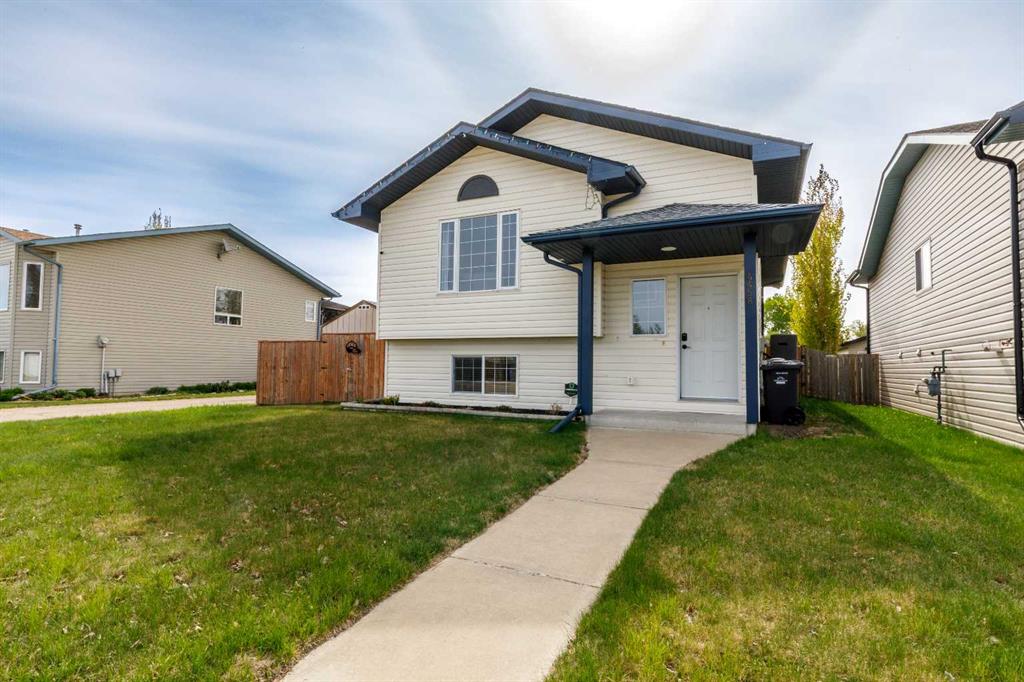 4458 54a Avenue, Innisfail, AB, T4G1Y3