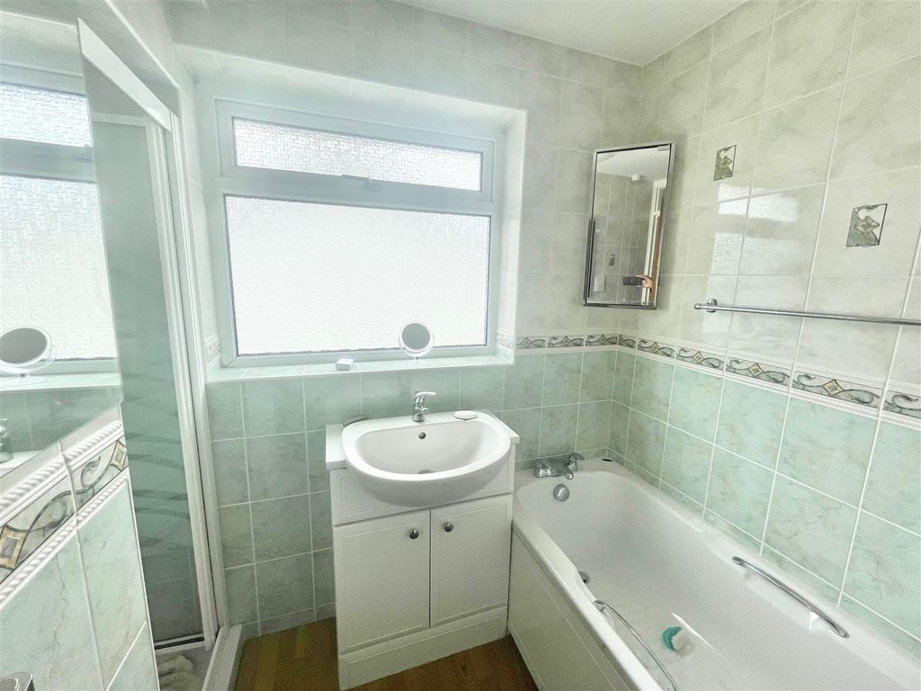 Additional image 10 of 3 bed detached bungalow to rentPlymstock, Plymouth PL9