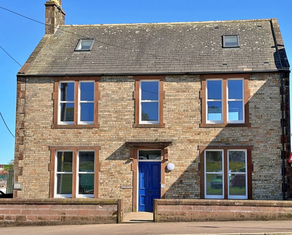 4 bed flat for saleQueen Street, Castle Douglas DG7