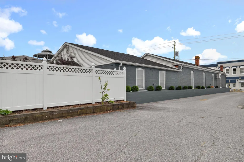 302 N Washington Street, Snow Hill, MD 21863