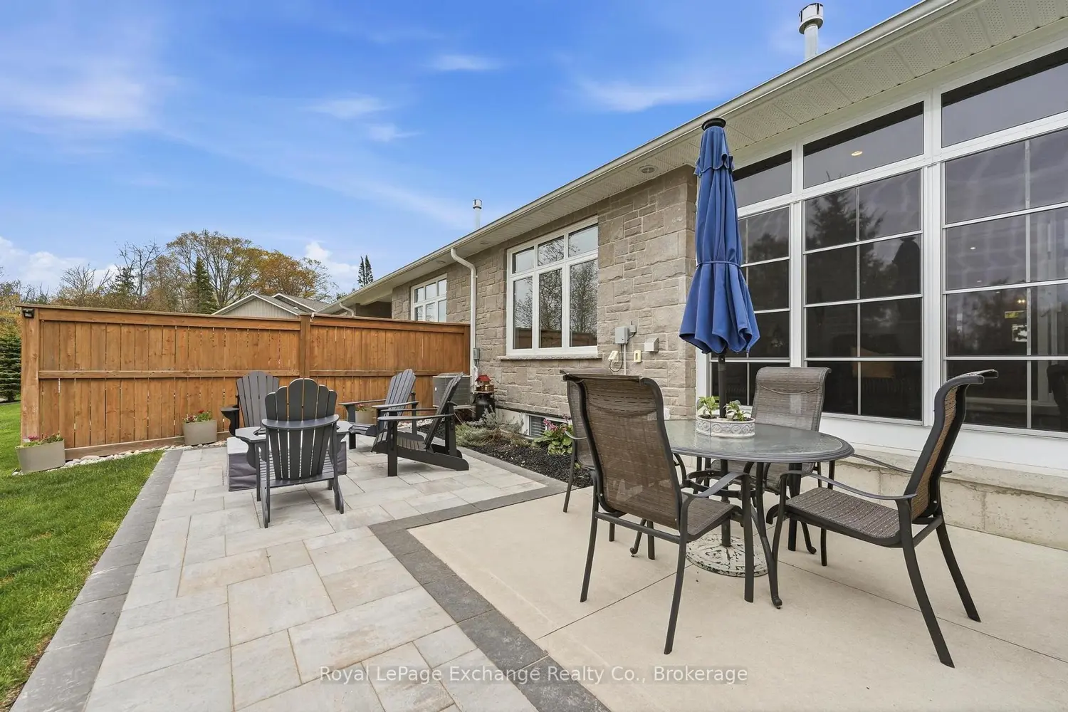 552 Durham Street 25 photo 2