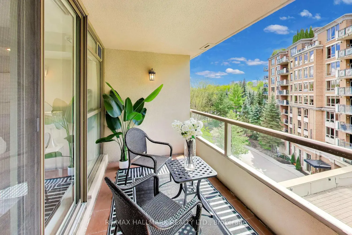 Additional image 8 of 3800 Yonge Street 610