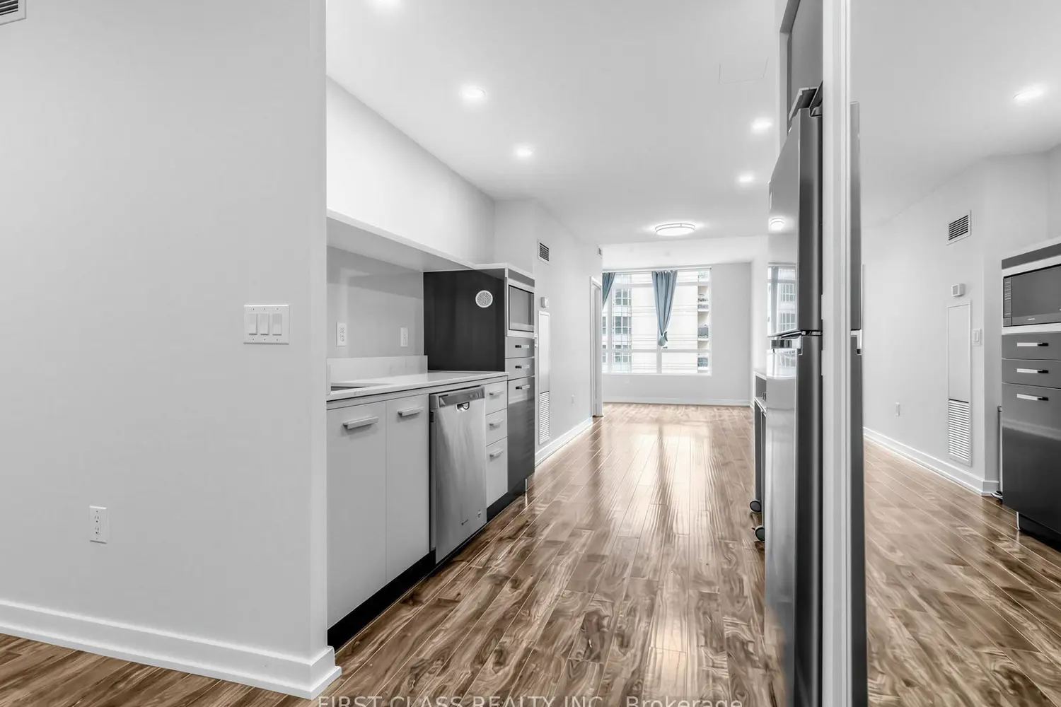 Additional image 2 of 38 Dan Leckie Way 715