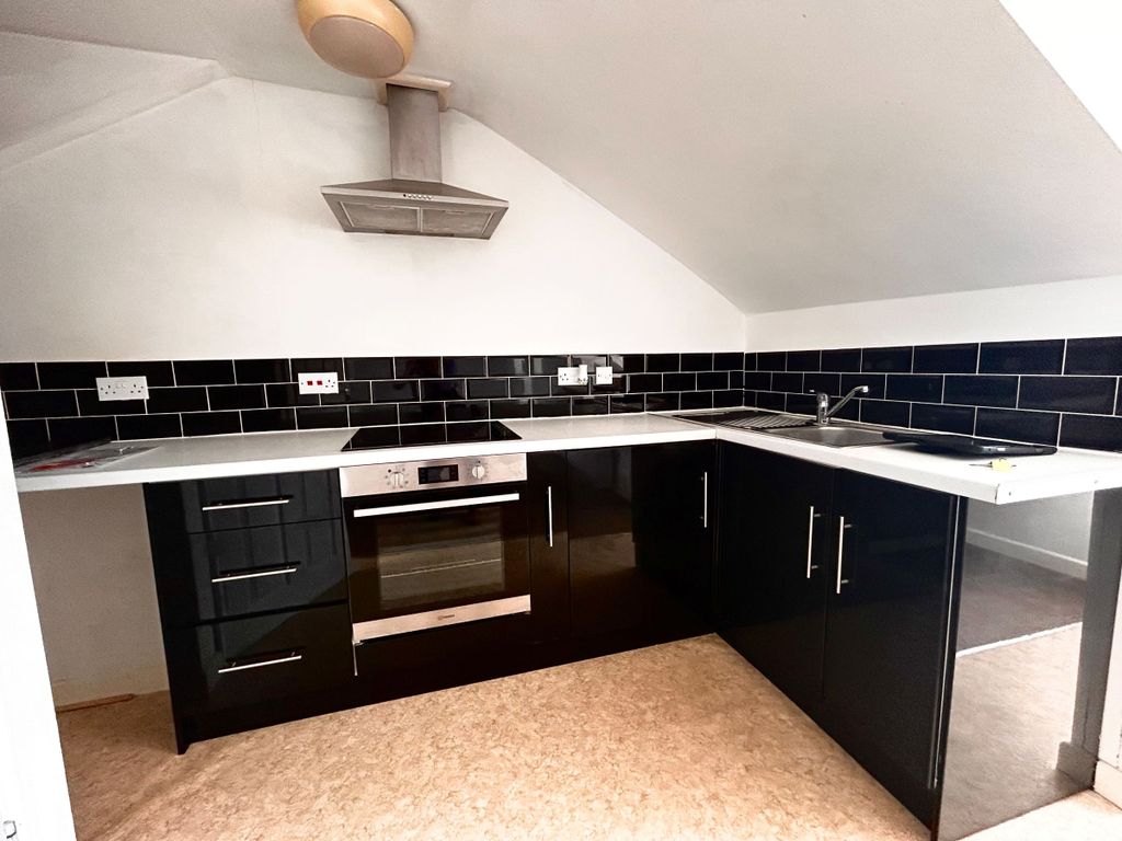 Additional image 7 of 1 bed flat to rentFlat 7, London Road, Neath SA11