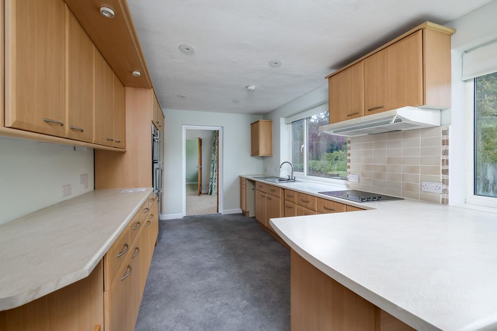 Additional image 5 of 4 bed detached house to rentPowisland Drive, Derriford, Plymouth PL6