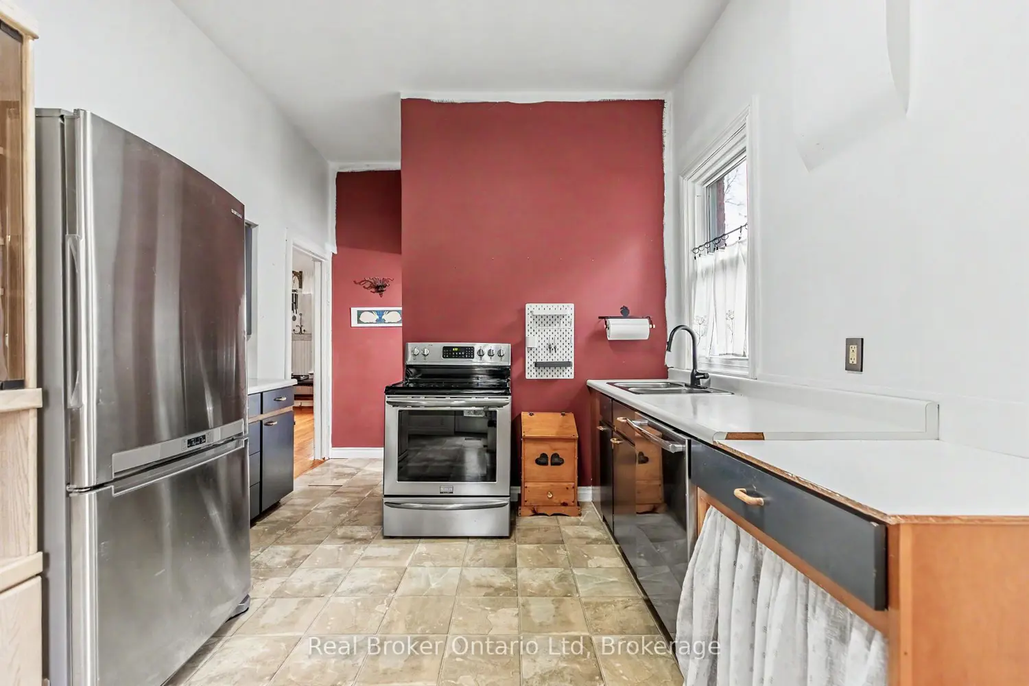 Additional image 15 of 846 7Th Avenue