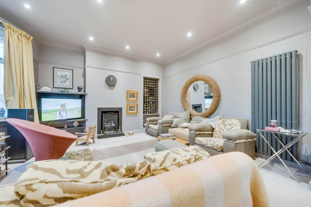 Additional image 3 of 2 bed semi-detached house for saleBalgarth, Finlaystone Road, Kilmacolm PA13