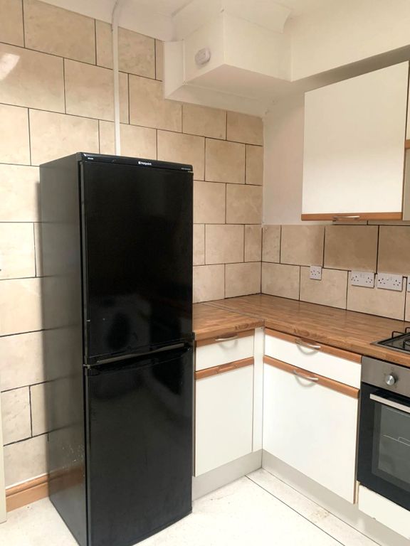 Additional image 6 of 3 bed maisonette to rentCardiff Road, Newport NP20